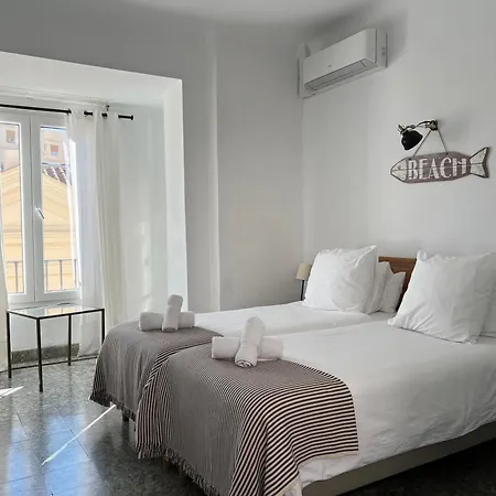 Clocktower Apartment *